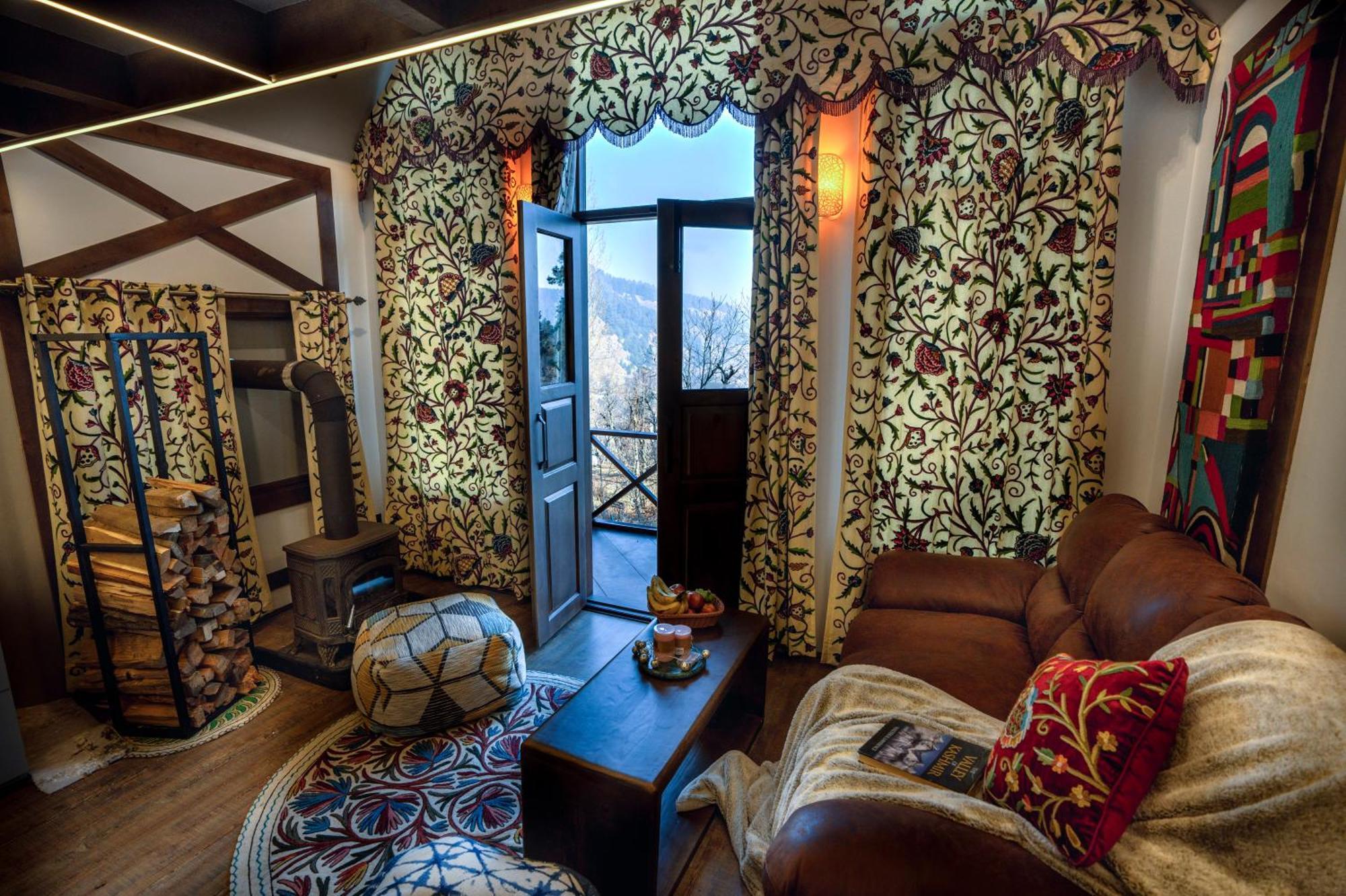 Solomons Gray Villa Tangmarg Ngoại thất bức ảnh
